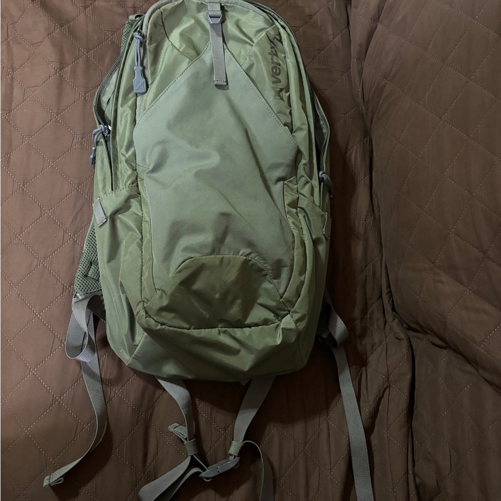 Vertex long walks pack 15L